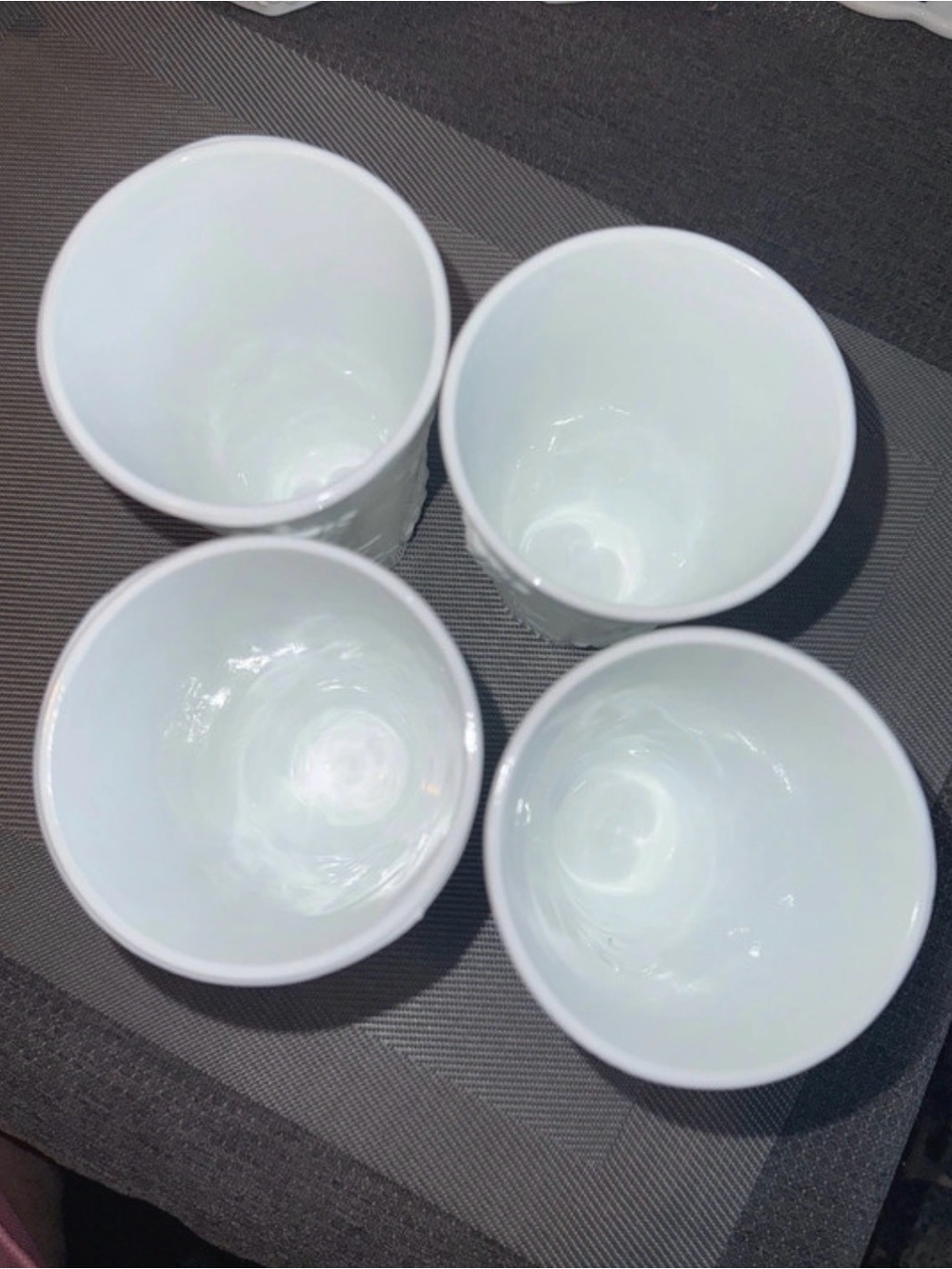 Vintage Indiana Glass tumblers in the "Colony Harvest Grape" pattern, Set of 4. - Picture 3 of 4